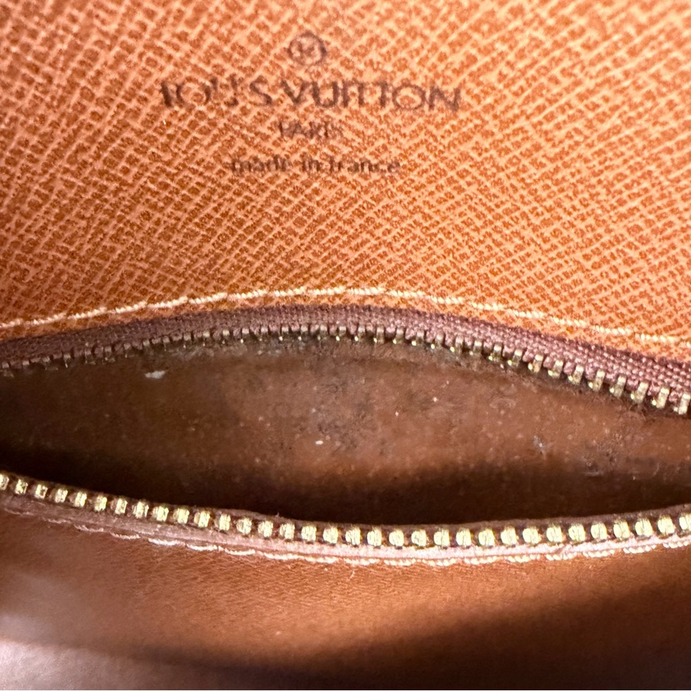 Louis Vuitton Monogram Saint Cloud PM Crossbody Bag Leather Strap - Picture 12 of 17
